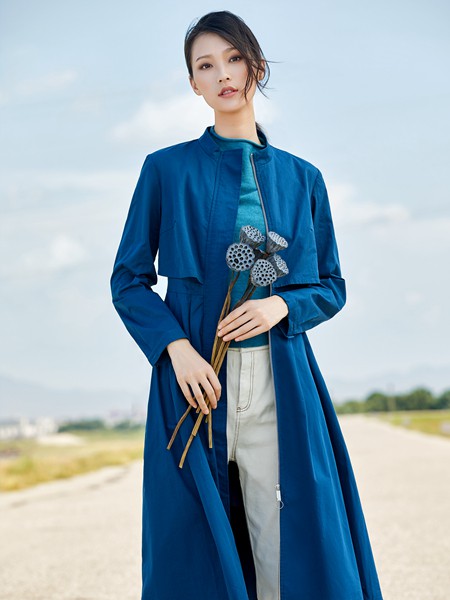 谷度女装2020秋冬季蓝色长款风衣