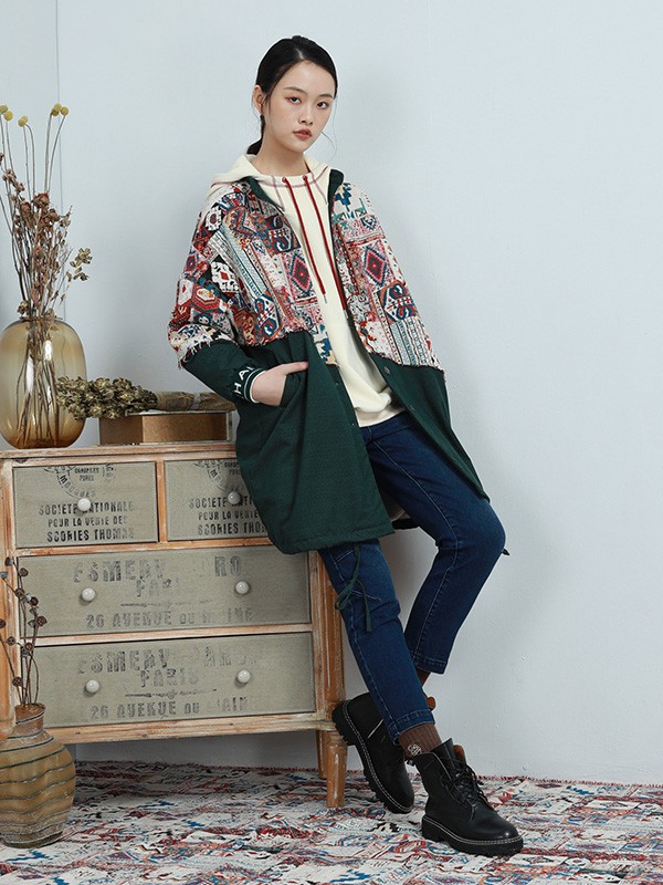 布卡拉2020秋冬季墨绿色拼接外套