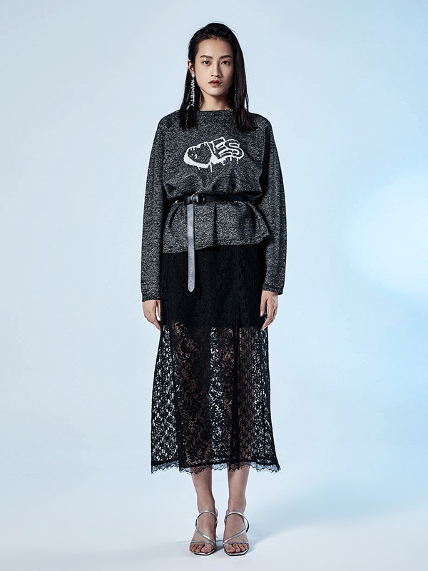 爱城市2020秋冬季灰色印花针织衫