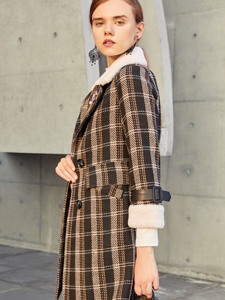 茧构2020秋冬季棕色格子大衣