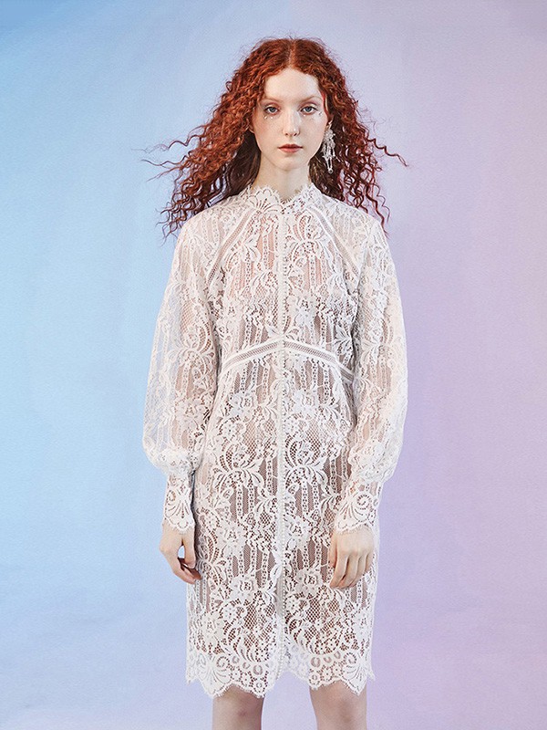 芳外2020秋冬季白色镂空连衣裙