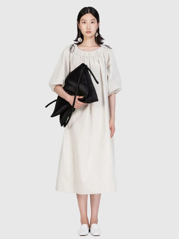 怡夕2020秋冬季白色褶皱连衣裙