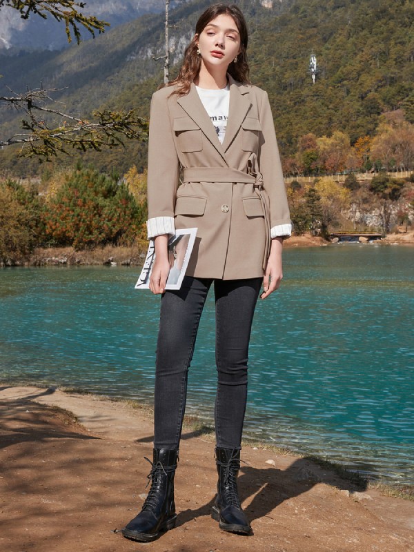 春美多2021春季卡其色纯色外套