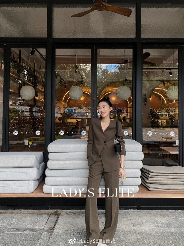 慕裁女装2021秋冬季