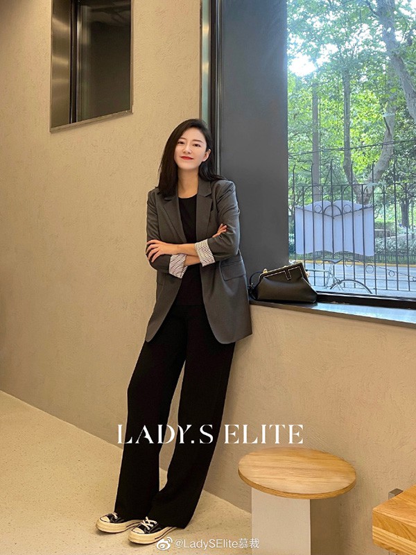 慕裁女装2021秋冬季