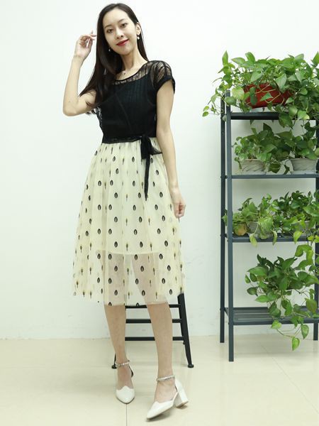 殿秀女装2021春夏季