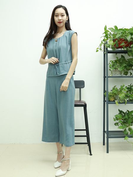 殿秀女装2021春夏季