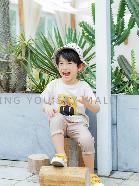 天空之城女装2021春夏季