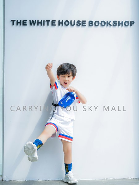 天空之城女装2021春夏季