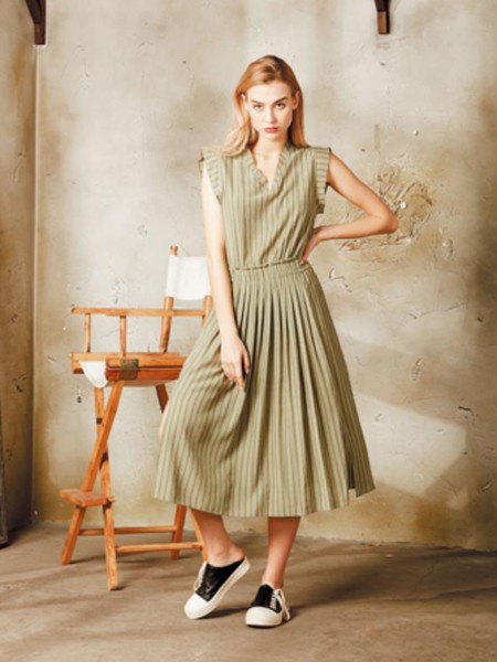 质萃女装2021春夏季