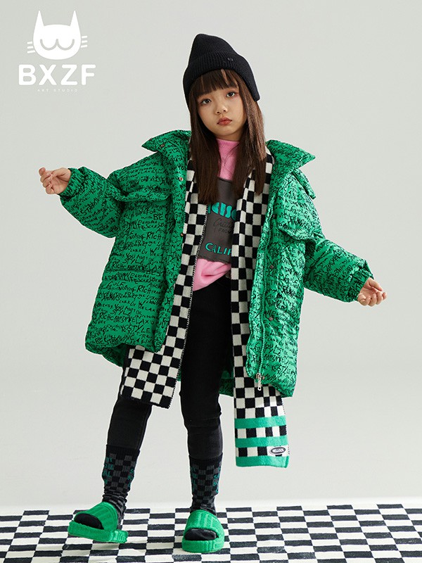 小资范童装2021秋冬季绿色纯色派克服