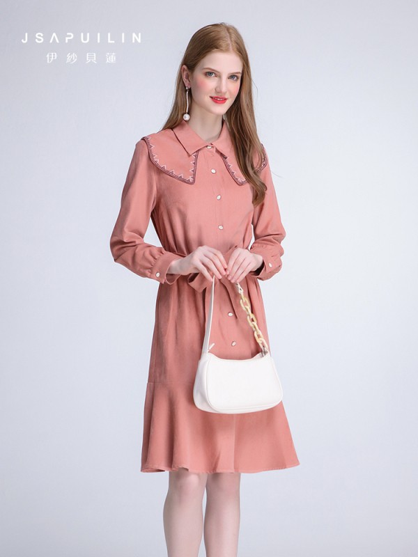 伊纱贝莲女装2021秋冬季