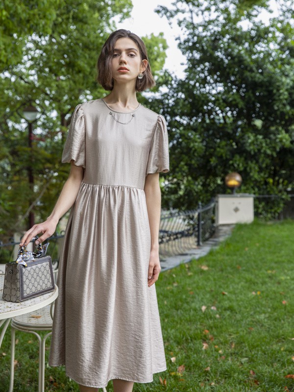 香纳儿女装2021春夏季