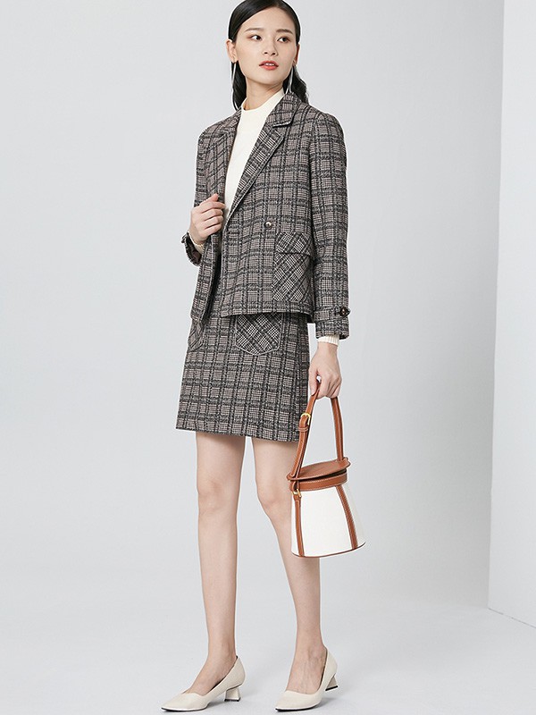 晚白女装2021秋冬季