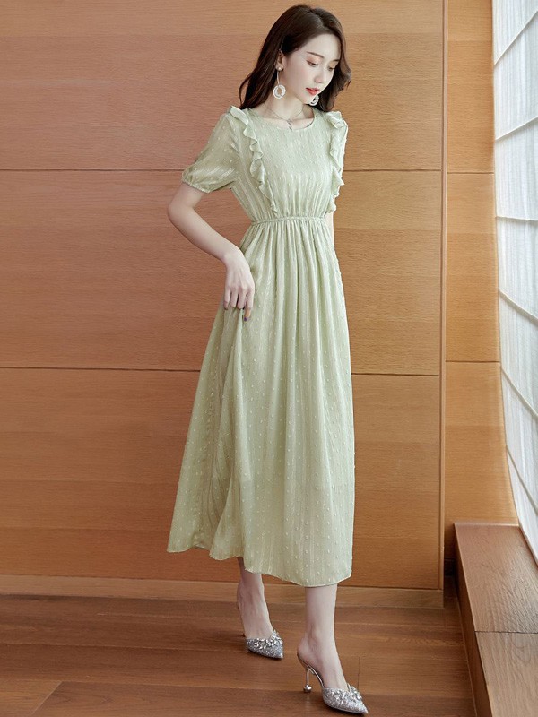 沫晗依美女装2021春夏季