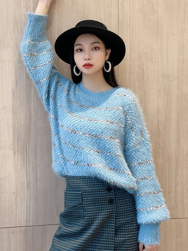 DR2021秋冬季蓝色镂空毛衣