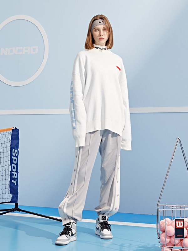 弄嘲休闲装2021秋冬季