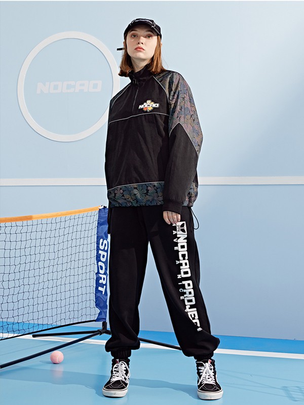 弄嘲休闲装2021秋冬季