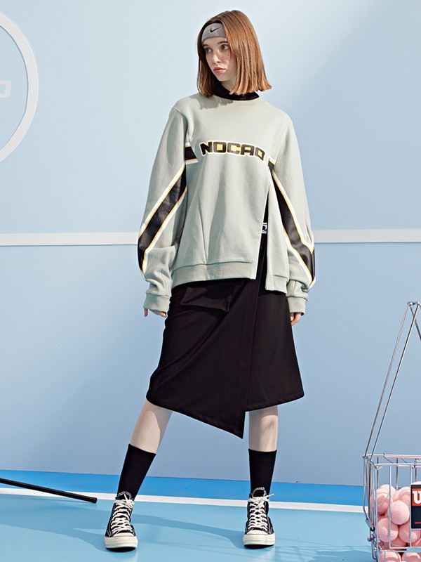 弄嘲休闲装2021秋冬季