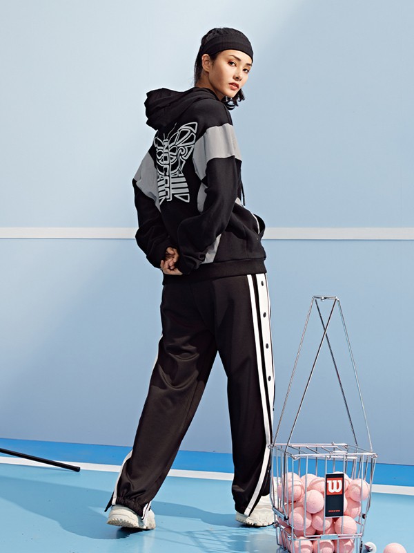 弄嘲休闲装2021秋冬季