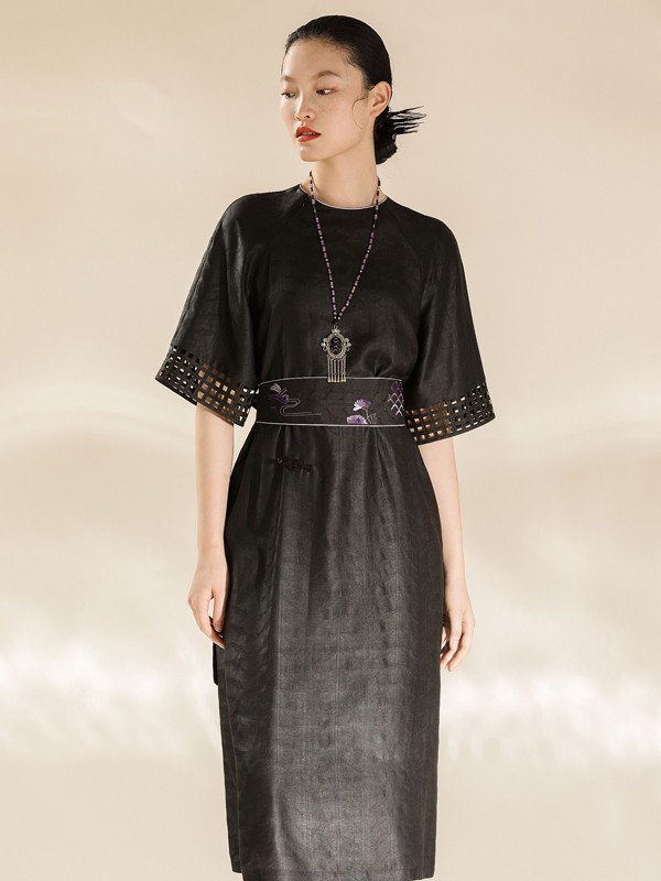 衡韵雅序女装2021春夏季