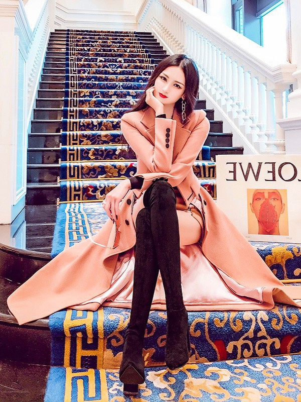 型色缤纷女装2021秋冬季