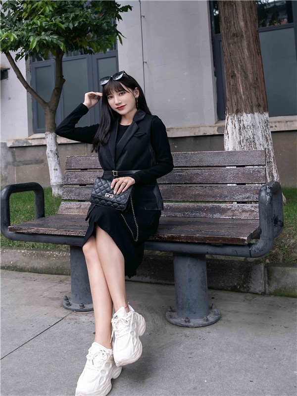 OMX女装2021秋冬季黑色纯色西装