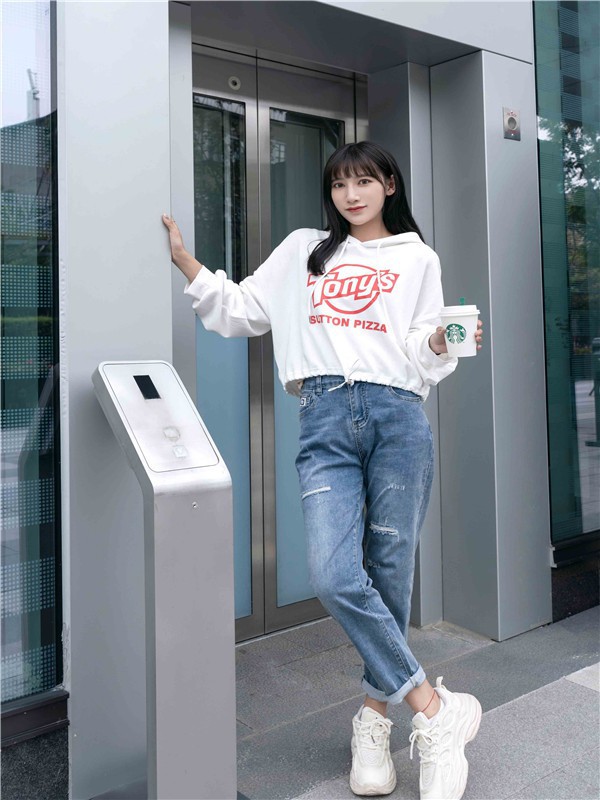 OMX女装2021秋冬季白色印花T恤