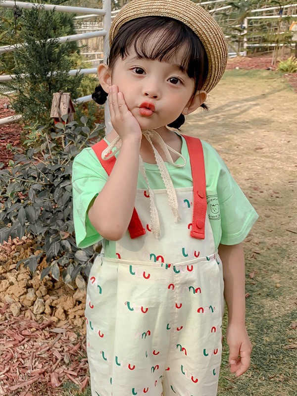 糖麦卡童装2021春夏季米色印花背带裙