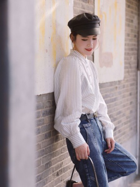 俪妍女装2021秋冬季白色纯色衬衫