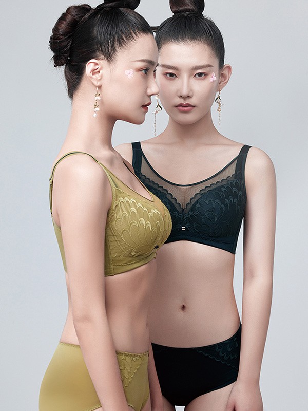 花姬内衣2021秋冬季黑色时尚内衣