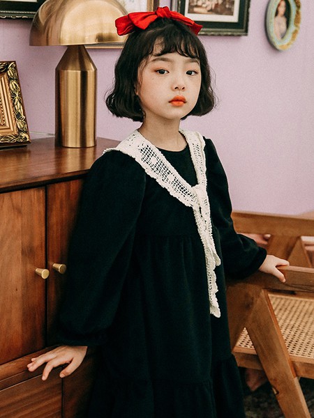 马丘比丘2021秋冬季肤色纯色连衣裙