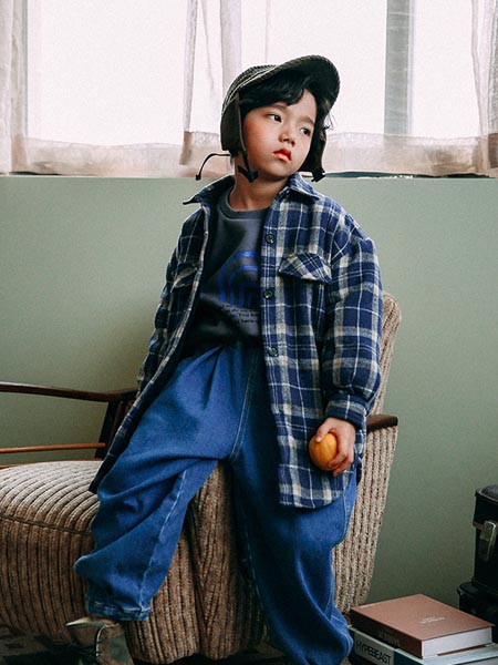 马丘比丘2021秋冬季藏蓝色格子衬衫