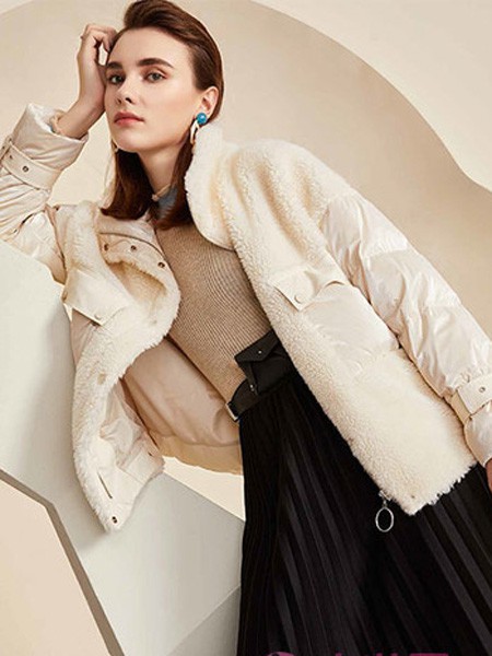 搭姿2021秋冬季白色纯色外套