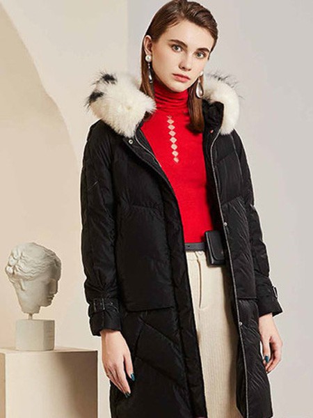 搭姿2021秋冬季黑色带毛领棉服
