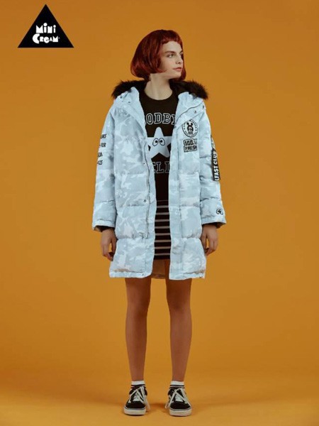 FIVECM2021秋冬季白色印花派克服