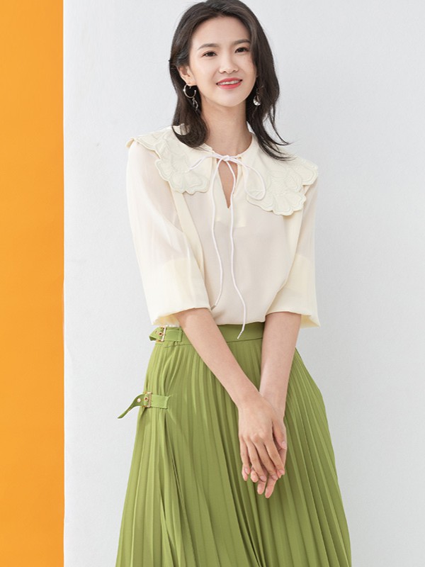 ​凝慧女装2021春夏季白色娃娃领雪纺衫