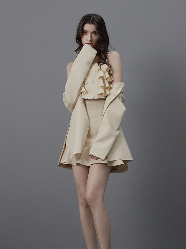 卡芮茜女装2021春夏季卡其色纯色包臀裙