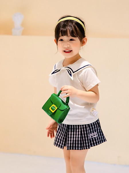 田果果童装2021春夏季黑色格子短裙