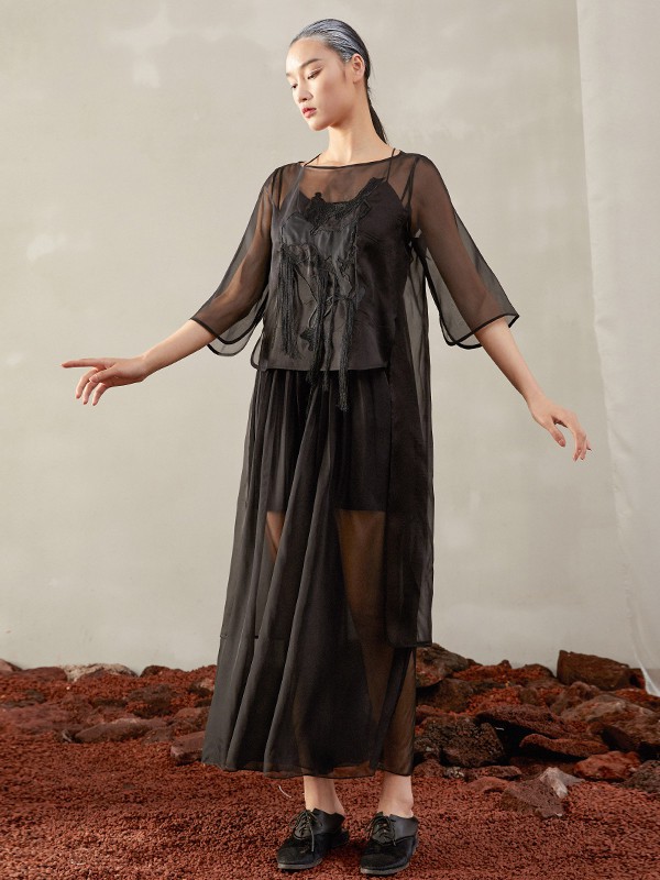 界内界外女装2021春夏季