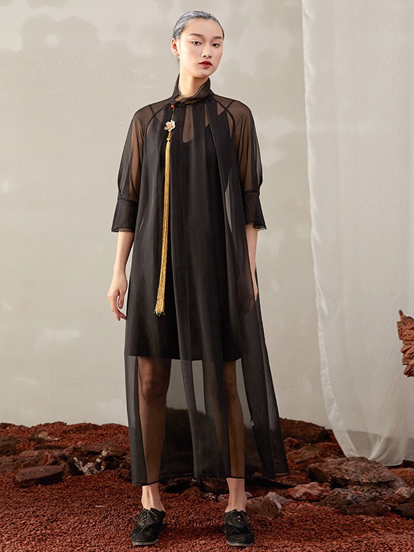 界内界外女装2021春夏季