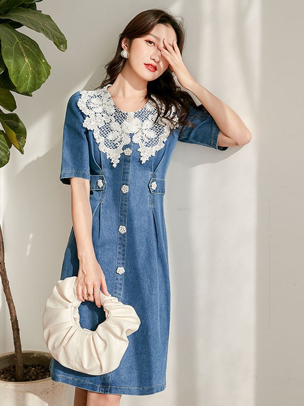 优韩一号2021春夏季蓝色娃娃领连衣裙
