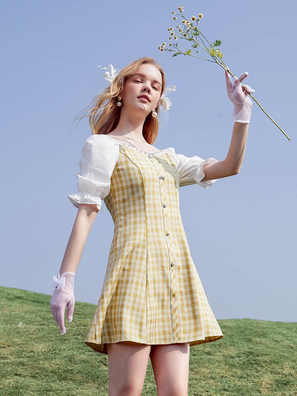 优韩一号2021春夏季黄色格子连衣裙
