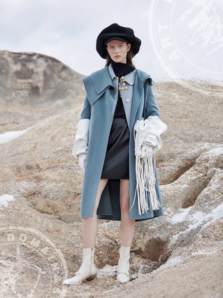 艺域女装2021秋冬季蓝色纯色大衣