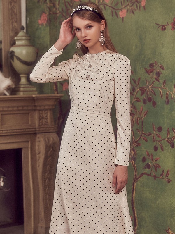 MarieElie2021秋冬季白色波点连衣裙