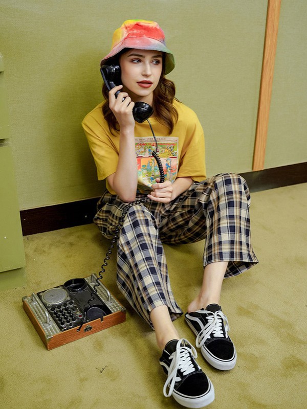 茵曼2021春夏季黑色格子长裤