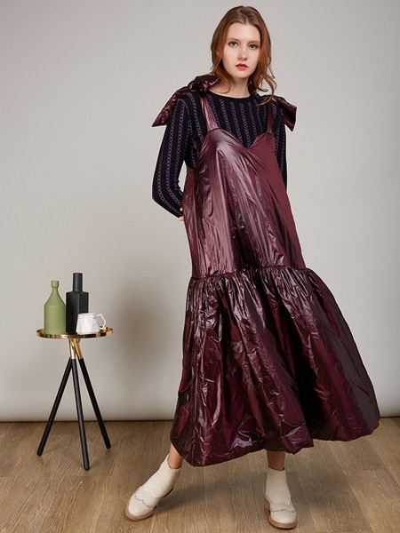 卡榭女装2021秋冬季黑色纯色针织衫