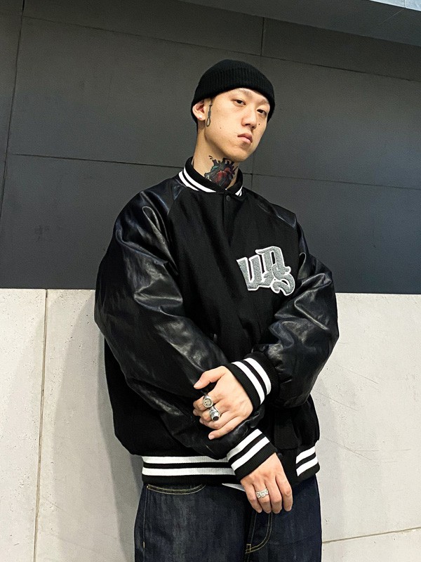 WHOOSIS休闲装2021秋冬季黑色印花外套