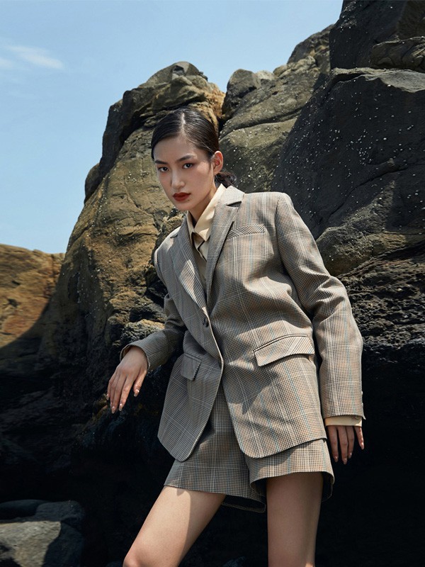 褆纳女装2021秋冬季灰色格子短裤