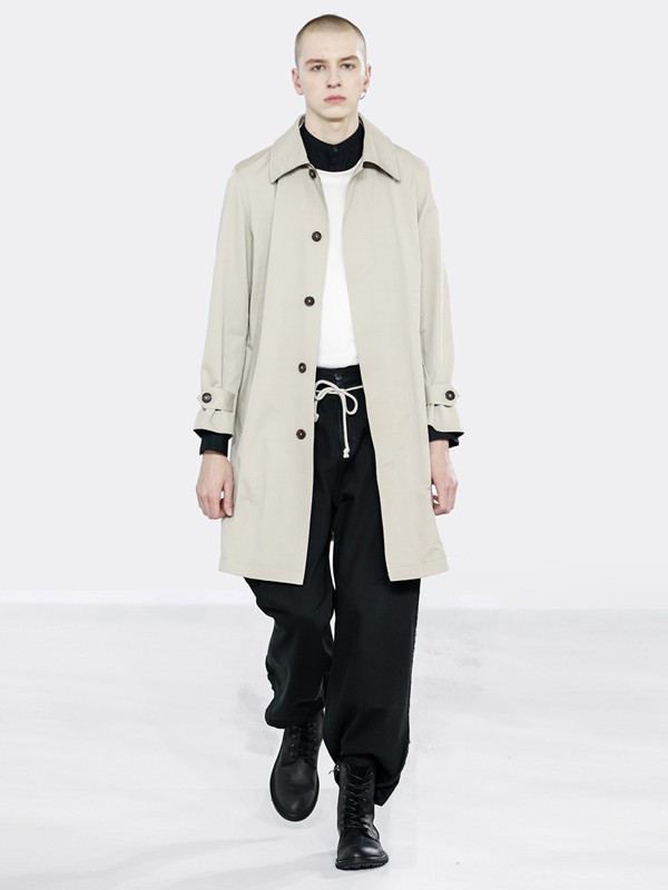 九平道男装2021秋冬季卡其色纯色大衣